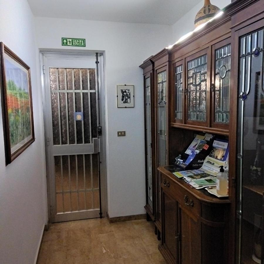 보르디게라 Le Gardenie Da Fil B&B 외부 사진